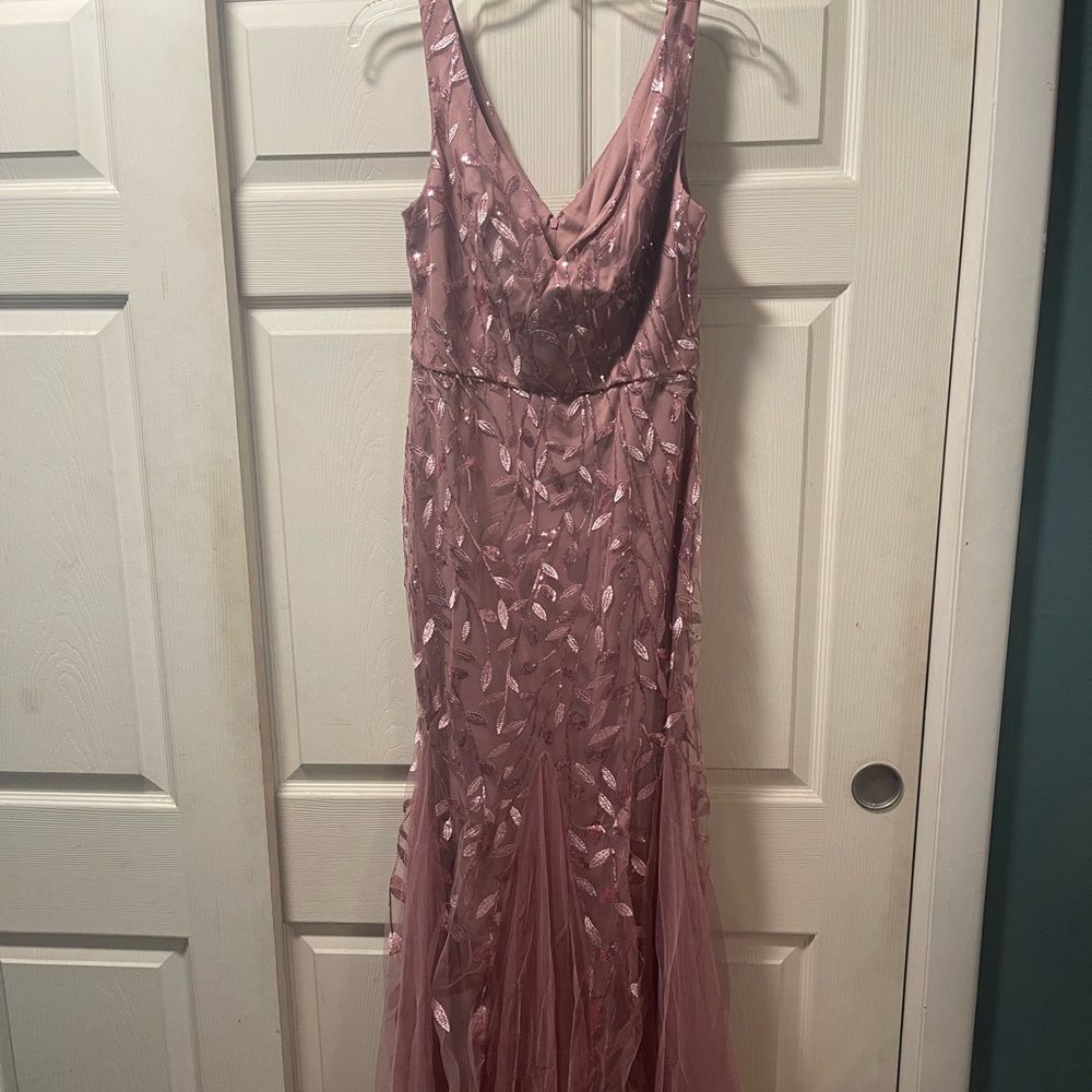Woman’s Dress